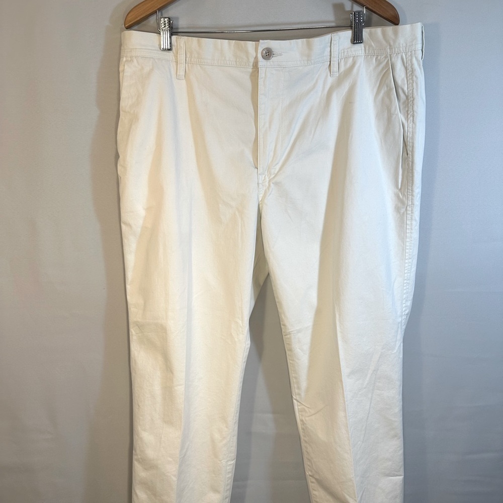 Claiborne Mens Flat Front Chino Pants Size 38x30 White 100% Cotton Casual New